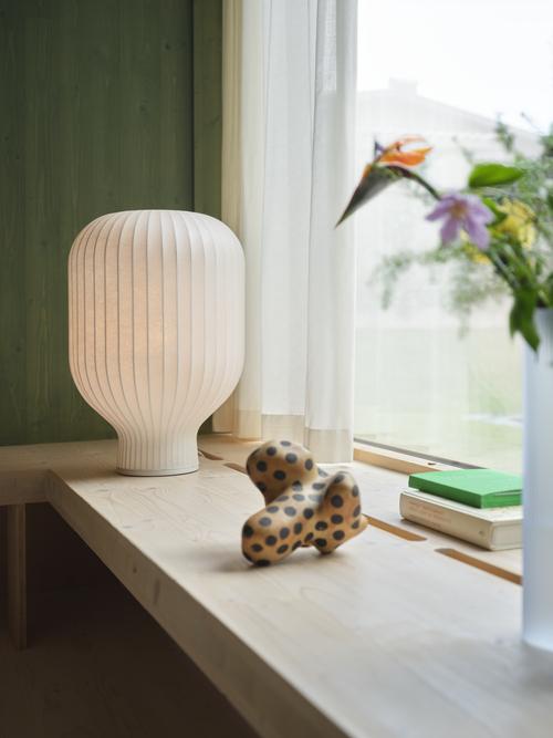 Muuto Strand Table Lamp - Modern Sculptural Lighting In Two Sizes