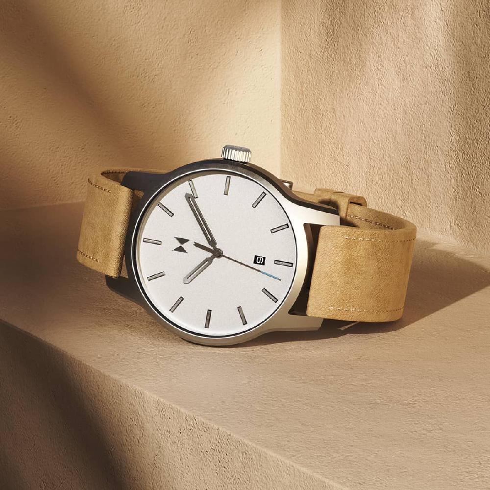 Mvmt Classic II Camel Tan | 44MM