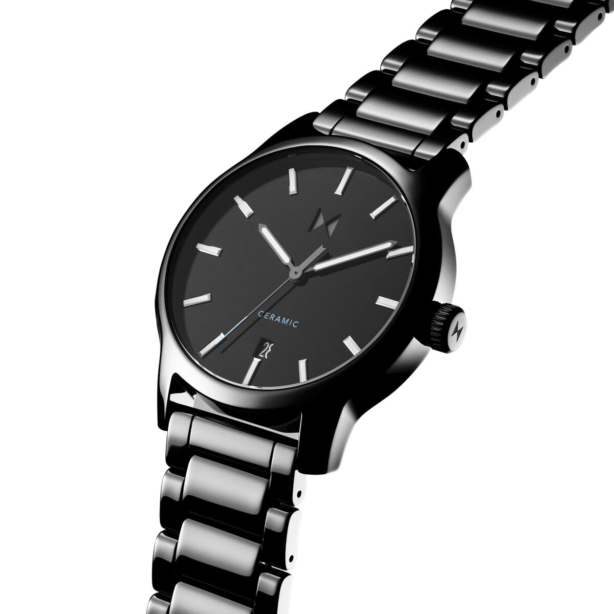 Mvmt Classic II Ceramic Gloss Black | 44MM