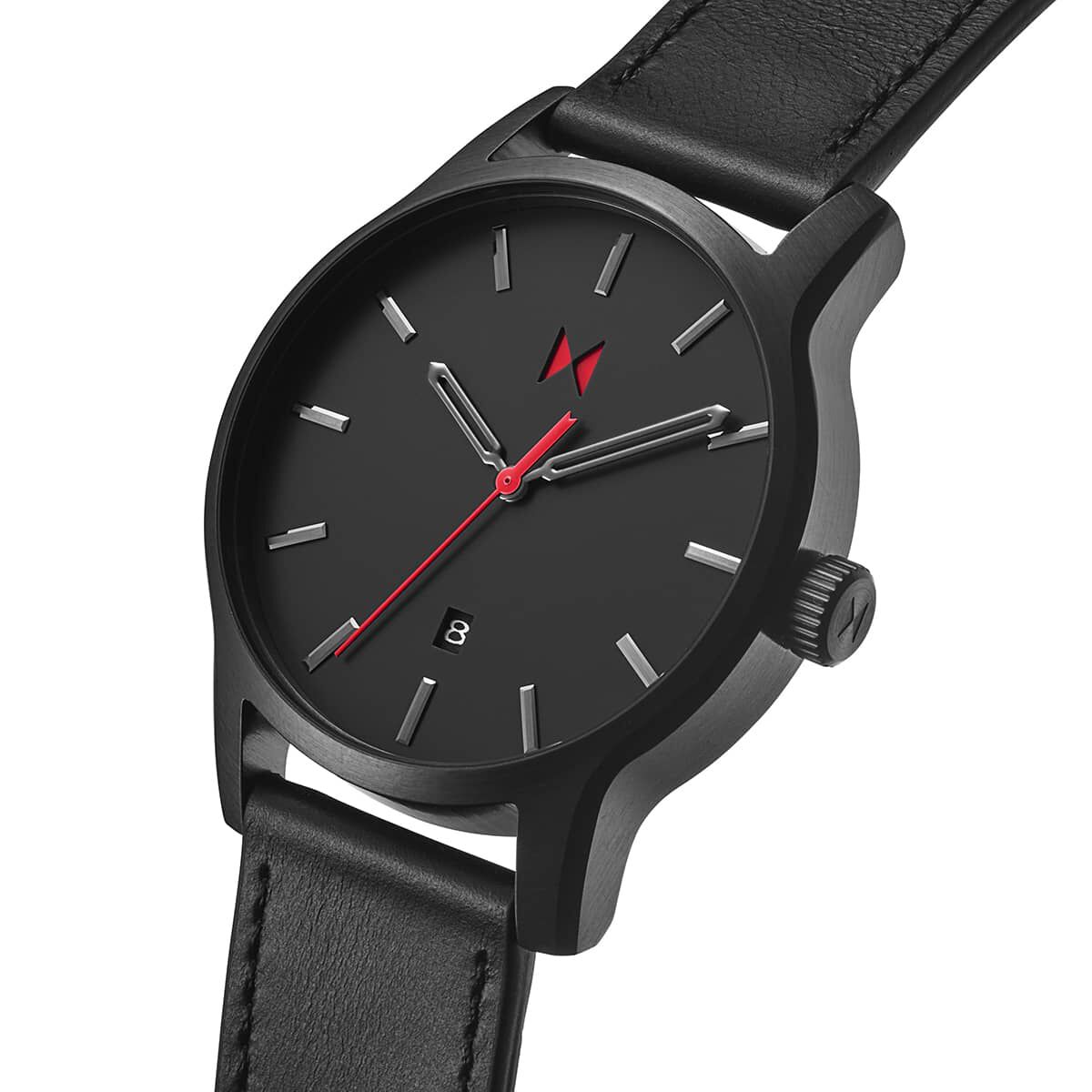 Mvmt Classic II Jet Black Leather | 44MM