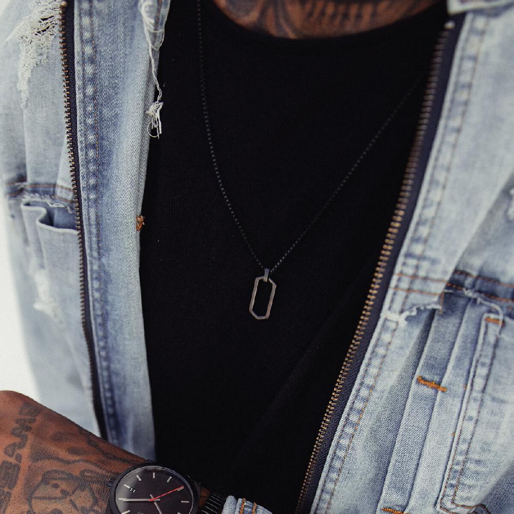 Mvmt Hex Necklace Black