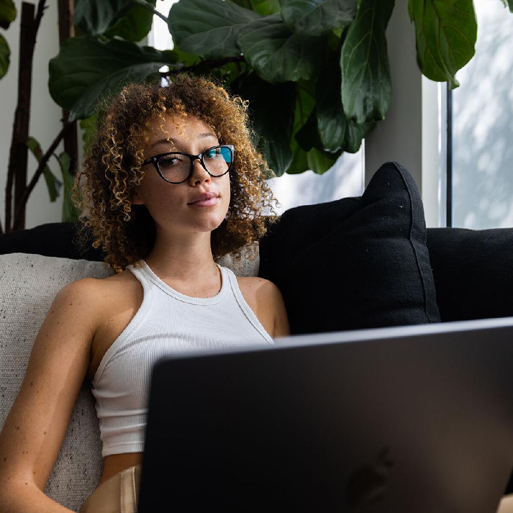 Mvmt Lynx Everscroll Gloss Black