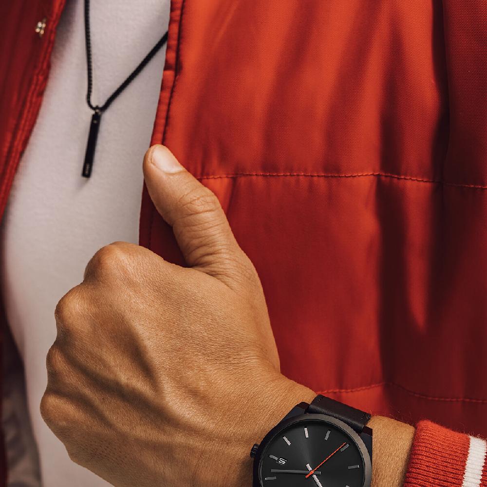 Mvmt Monolith Pendant Necklace Black