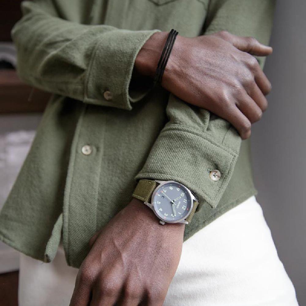 Mvmt Open Concept Cuff Black