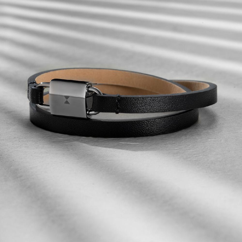 Mvmt Padlock Bracelet Black