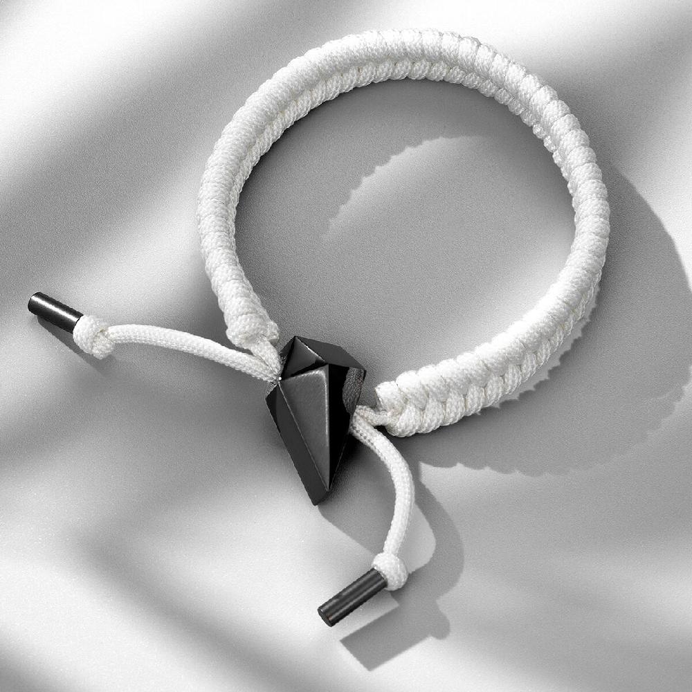 Mvmt Sculpted Shark Tooth Pendant Bracelet White