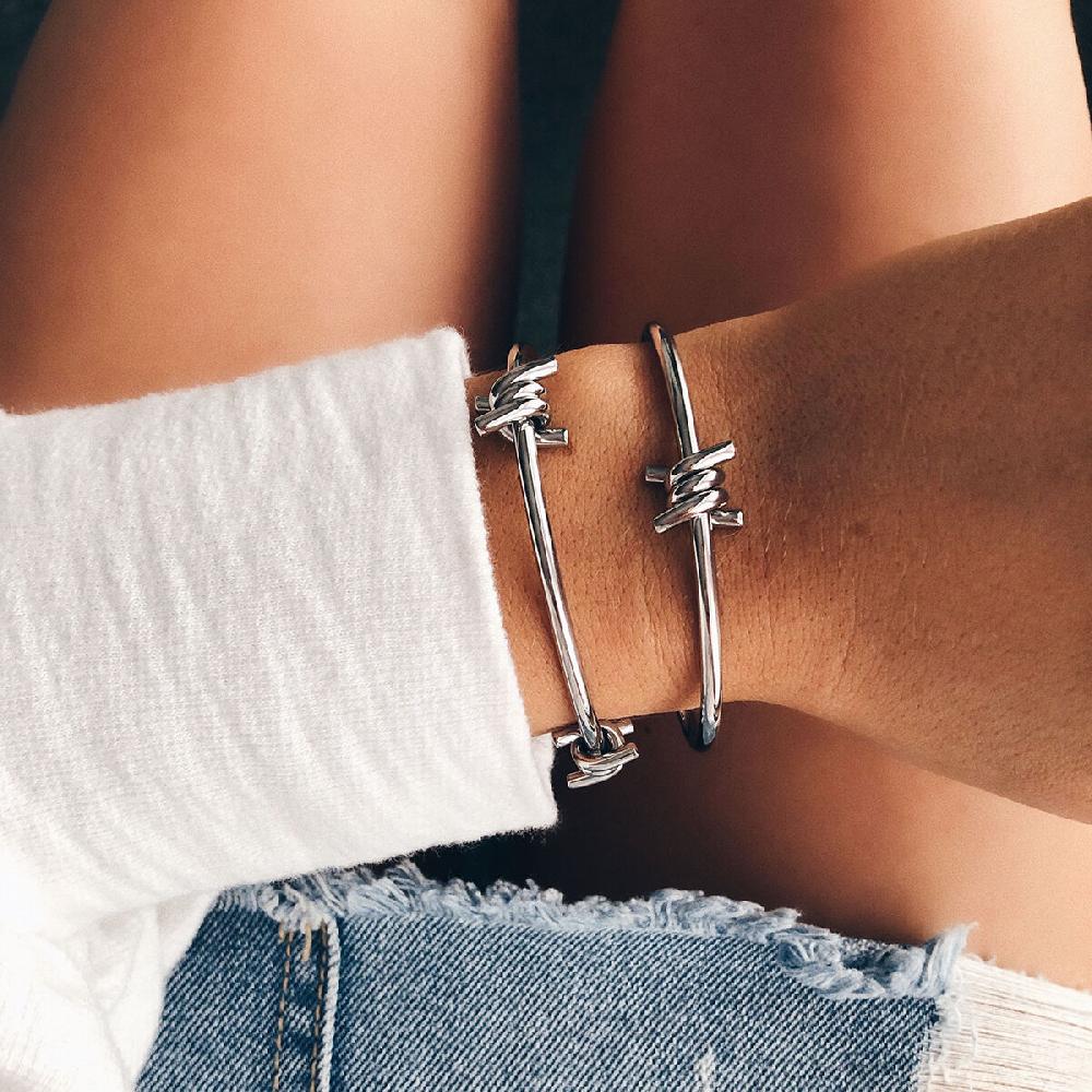 Mvmt Single Barbed Cuff Silver