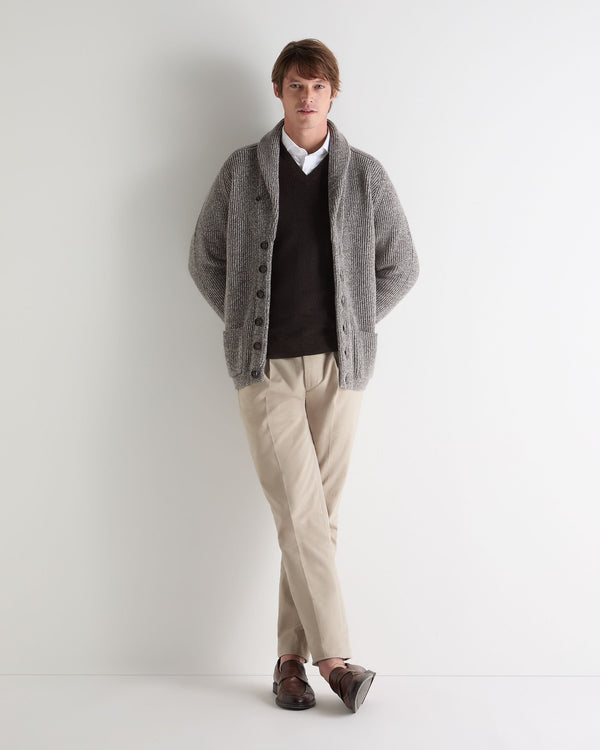 N.peal Men's Burlington V Neck Cashmere Sweater In Chocolate Brown