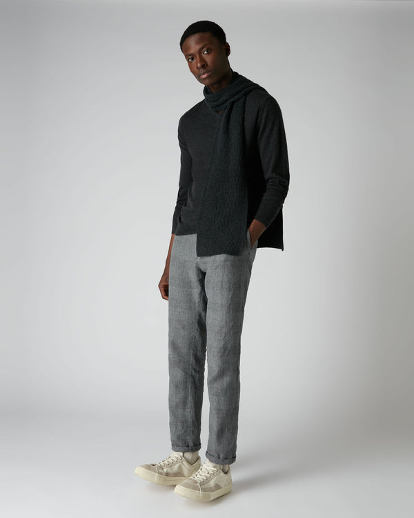 N.peal Men's Conduit Fine Gauge Cashmere V Neck Sweater In Dark Charcoal Grey