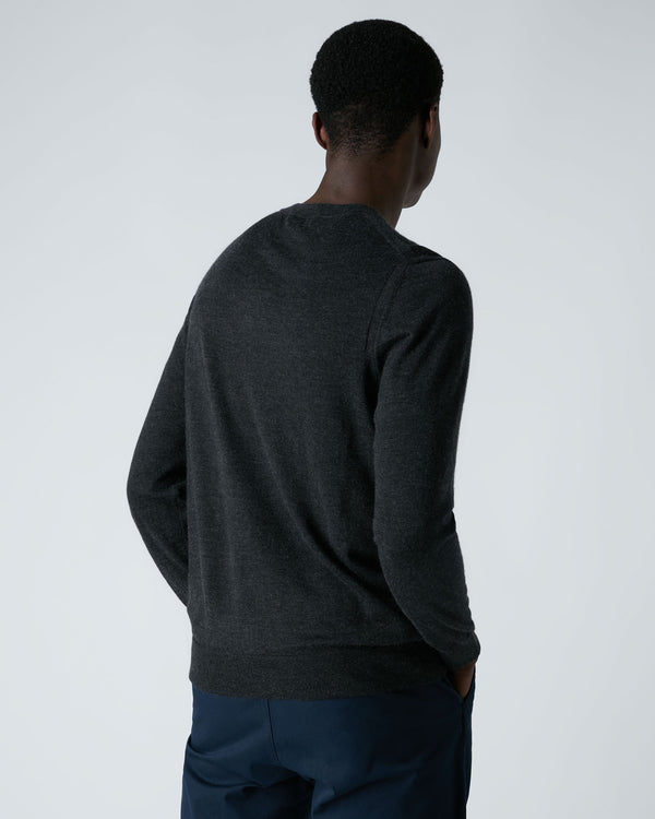 N.peal Men's Covent Fine Gauge Cashmere Round Neck Sweater In Dark Charcoal Grey