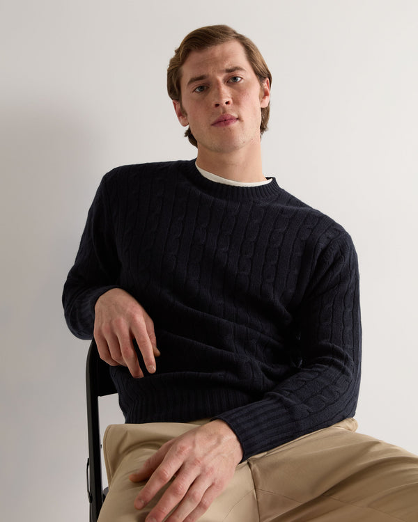 n.peal Men's Thames Cable Round Neck Cashmere Sweater In Navy Blue