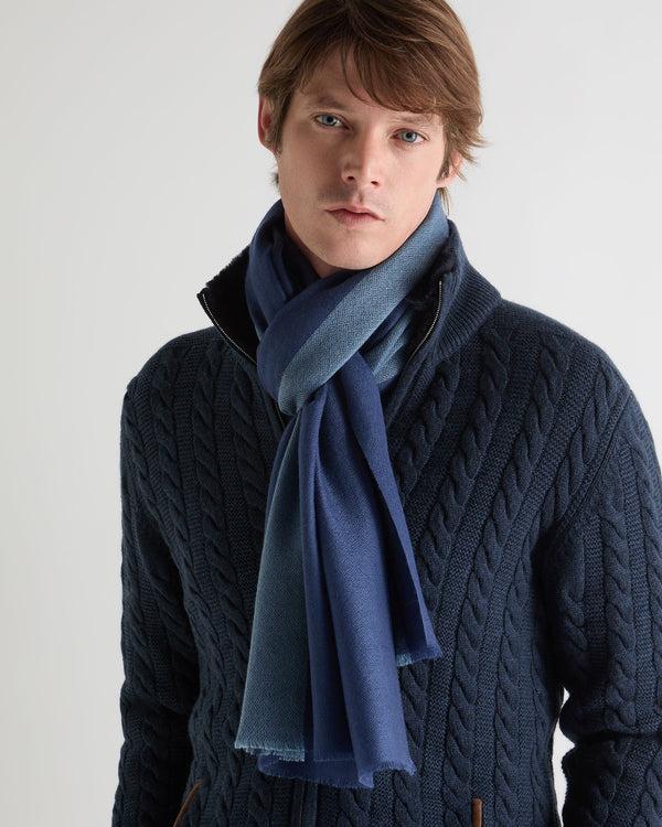 N.peal Men's Geo Cashmere Pashmina In Navy Blue