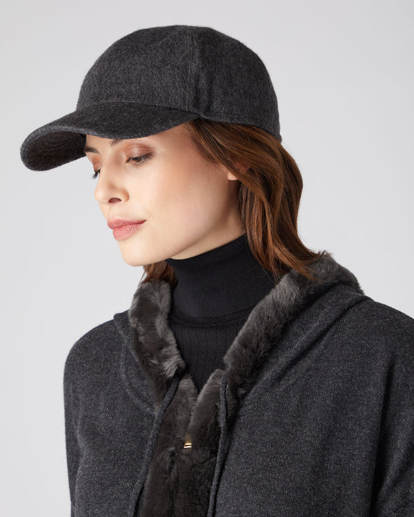 N.peal Unisex Cashmere Cap In Dark Grey