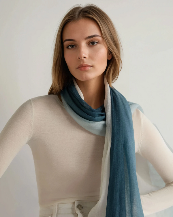 N.peal Women's Dip Dye Cashmere Scarf In Dark Blue