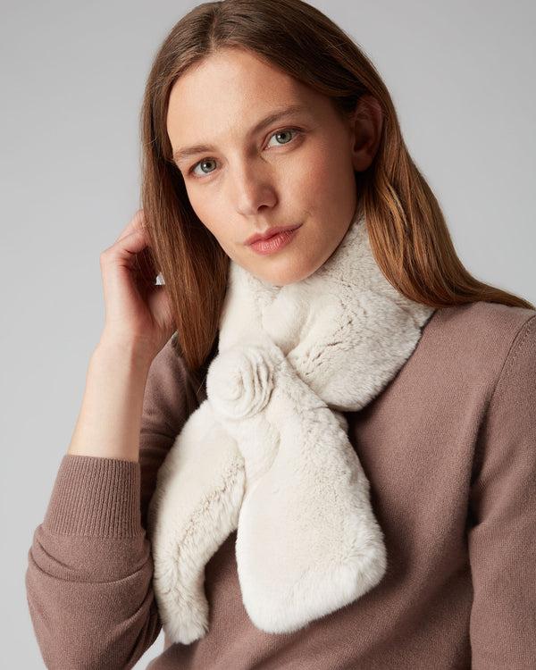 N.peal Women's Fur Neck Warmer In Snow Grey