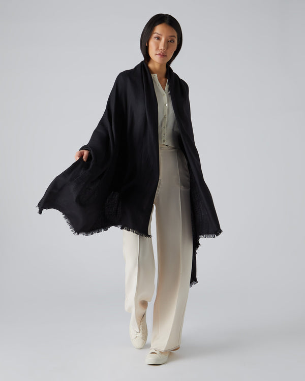 N.peal Women's Pashmina Cashmere Shawl In Black