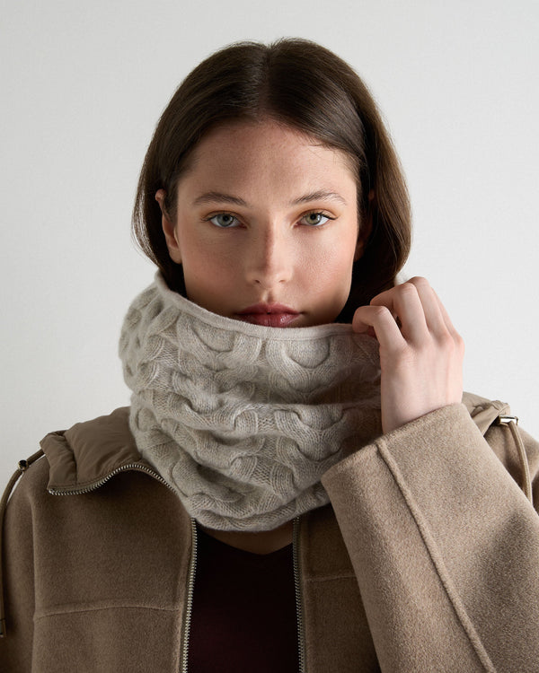 N.peal Unisex Cable Cashmere Snood In Ash Grey Marl
