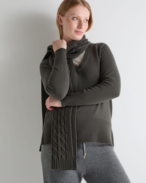 N.peal Unisex Cable Rib Cashmere Scarf In Arabica Khaki Green