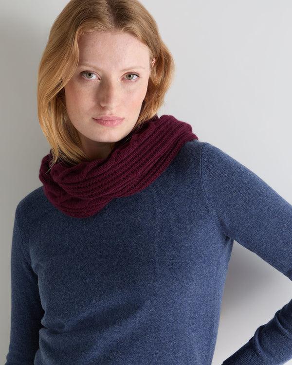 N.peal Unisex Cable Rib Cashmere Scarf In Bordeaux Red