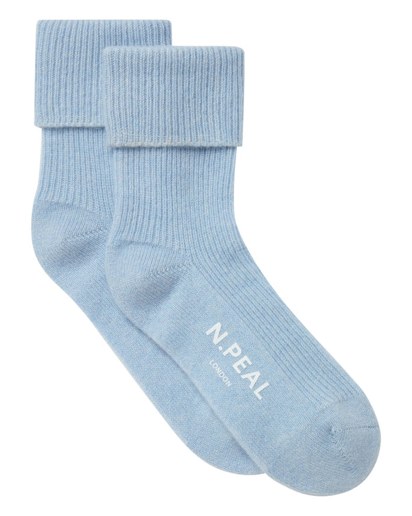 n.peal Unisex Cashmere Rib Bed Socks In Sea Mist Blue