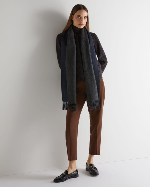 N.peal Unisex Doubleface Woven Cashmere Scarf In Deep Charcoal Grey