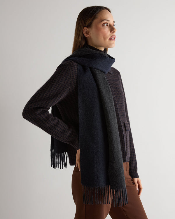 N.peal Unisex Doubleface Woven Cashmere Scarf In Deep Charcoal Grey