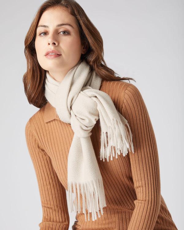 N.peal Unisex Large Woven Cashmere Scarf In Ecru White