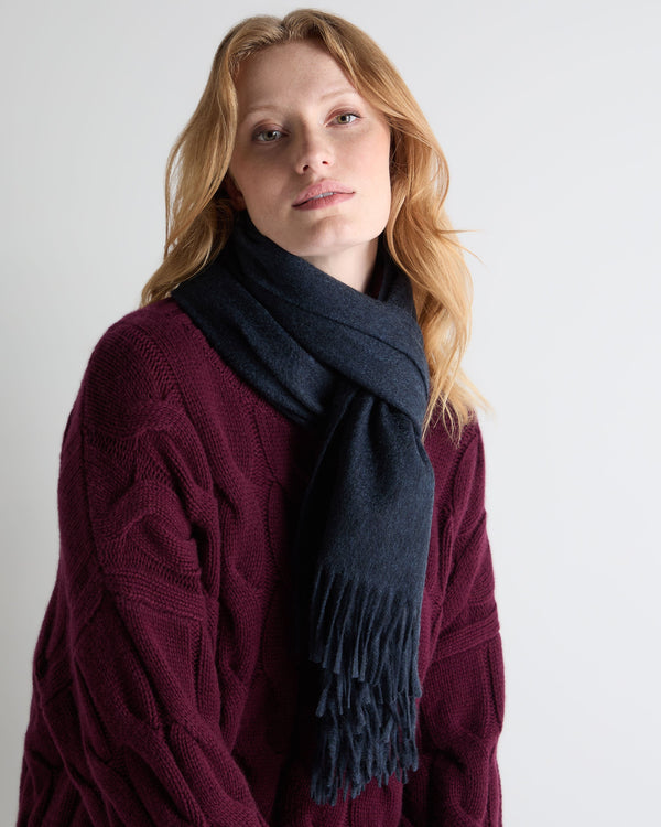 N.peal Unisex Large Woven Cashmere Scarf In Indigo Blue