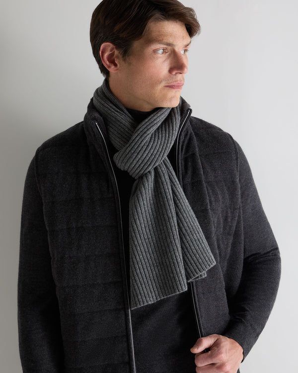 N.peal Unisex Short Ribbed Cashmere Scarf In Elephant Grey