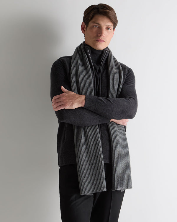 N.peal Unisex Short Ribbed Cashmere Scarf In Elephant Grey