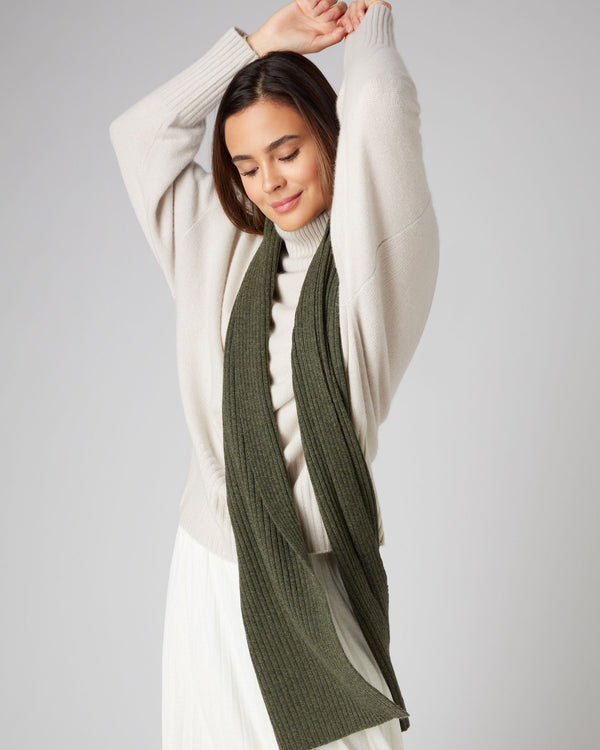 N.peal Unisex Short Ribbed Cashmere Scarf In Moss Green