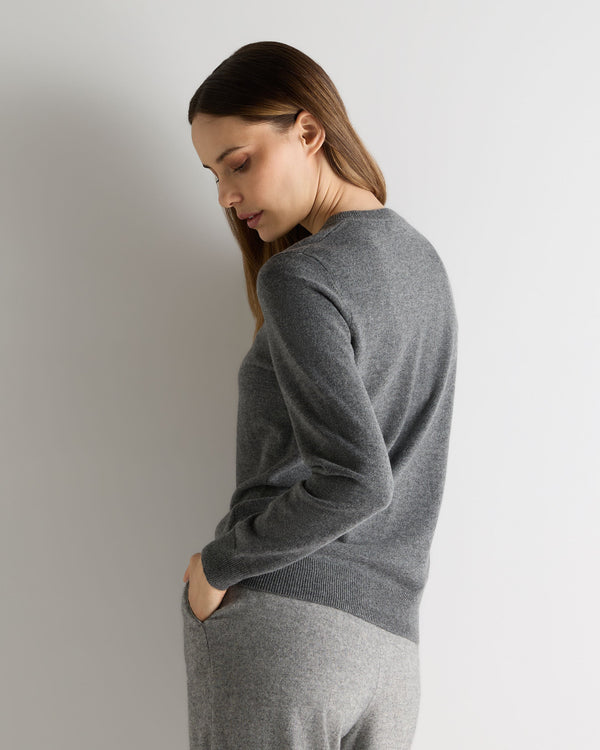 N.peal Women's Evie Classic Round Neck Cashmere Sweater In Elephant Grey