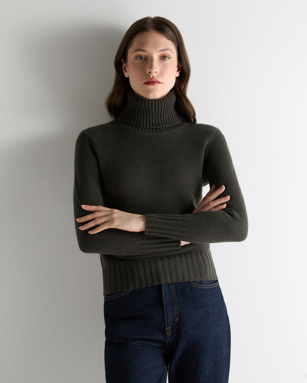 n.peal Women's Hazel Chunky Turtle Neck Cashmere Sweater In Arabica Khaki Green