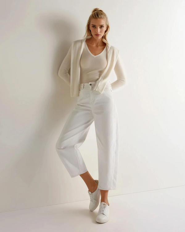 N.peal Women's Imogen Superfine Cashmere V Neck Sweater In New Ivory White