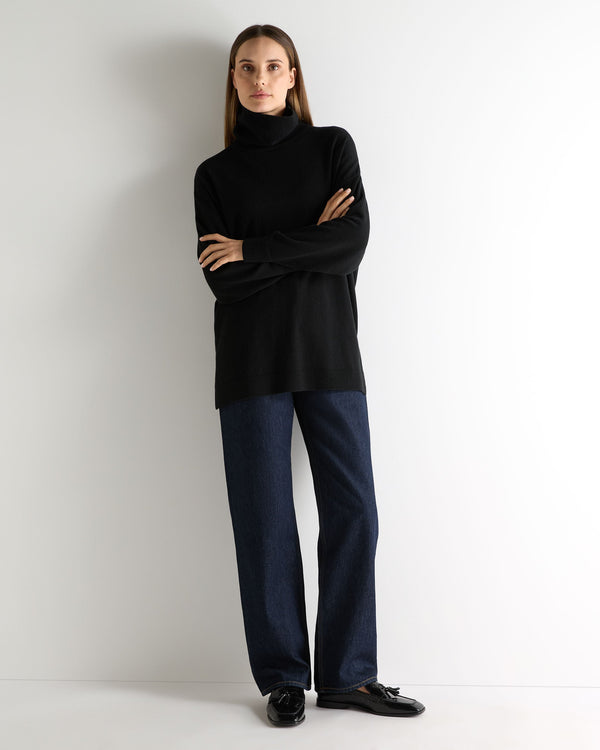 N.peal Women's Longline Turtle Neck Cashmere Sweater In Black
