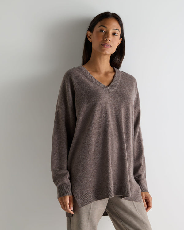 n.peal Women's Longline V Neck Cashmere Sweater In Otter Brown