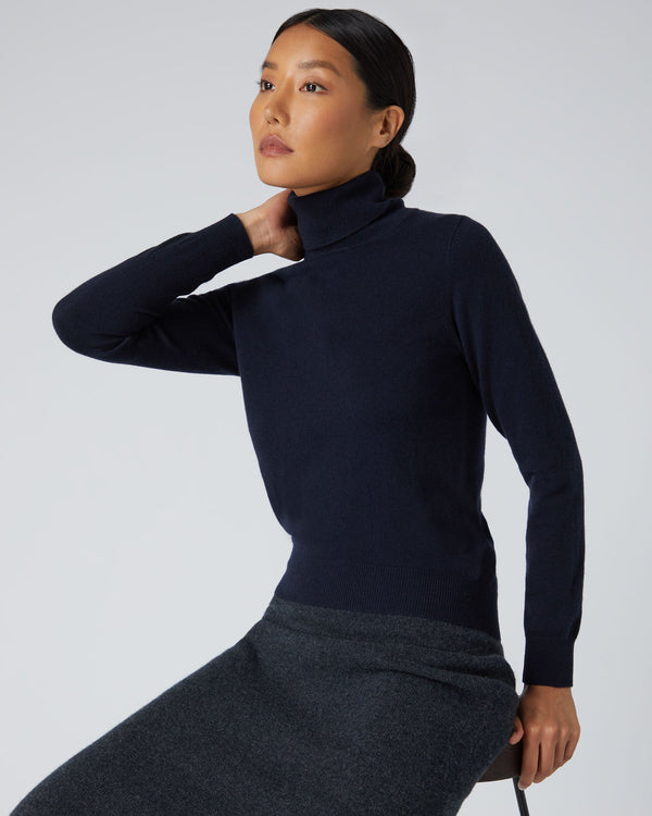 n.peal Women's Luna Turtle Neck Cashmere Sweater In Navy Blue