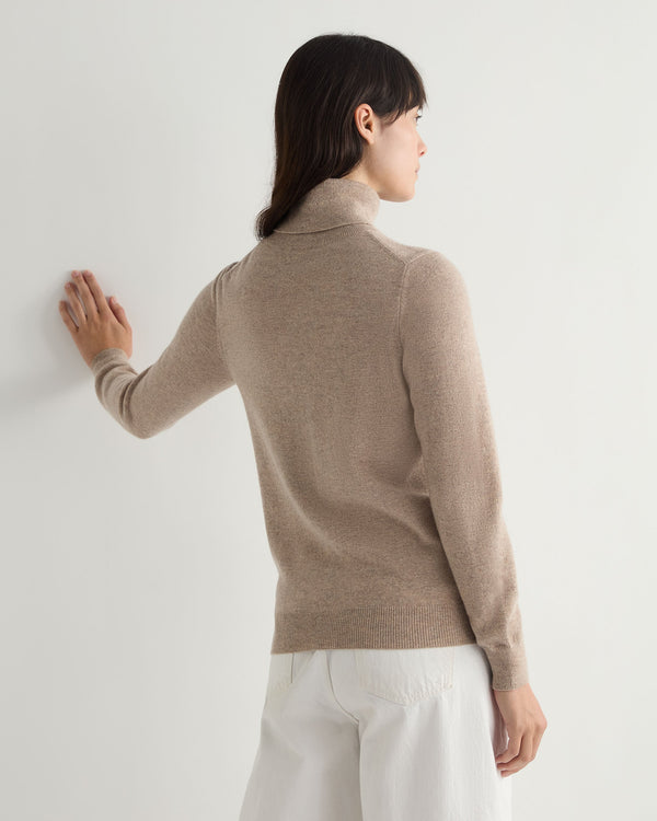 N.peal Women's Luna Turtle Neck Cashmere Sweater In Oatmeal Brown