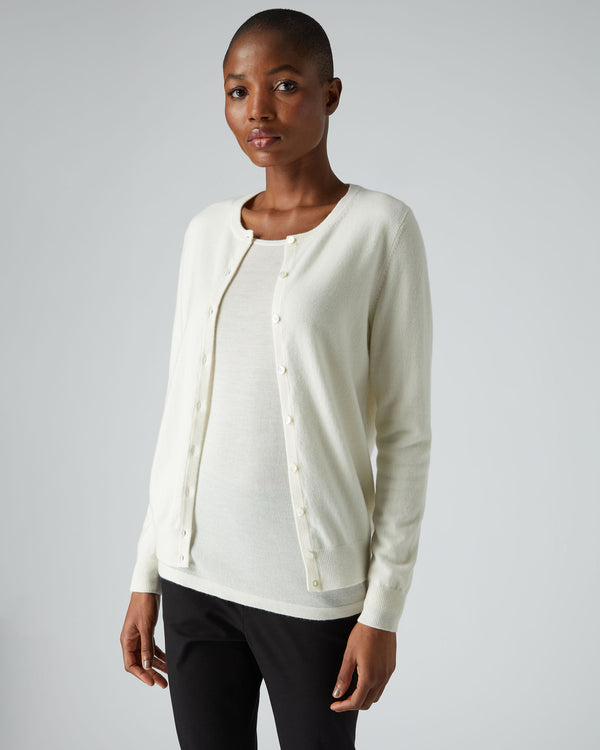 n.peal Women's Olivia Round Neck Cashmere Cardigan In New Ivory White