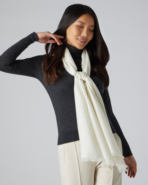N.peal Women's Pashmina Cashmere Stole In New Ivory White