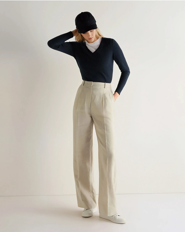 N.peal Women's Phoebe V Neck Cashmere Sweater In Indigo Blue