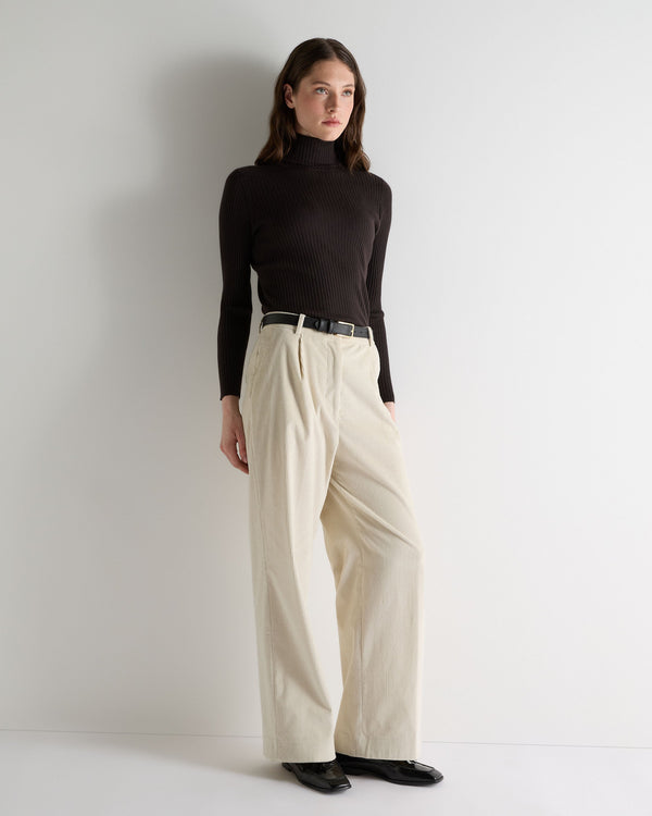 N.peal Women's Superfine Cashmere Ribbed Turtle Neck Sweater In Chocolate Brown