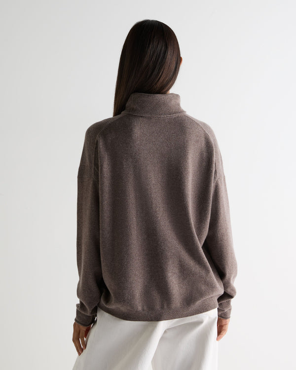 N.peal Women's Victoria Turtle Neck Cashmere Sweater In Otter Brown