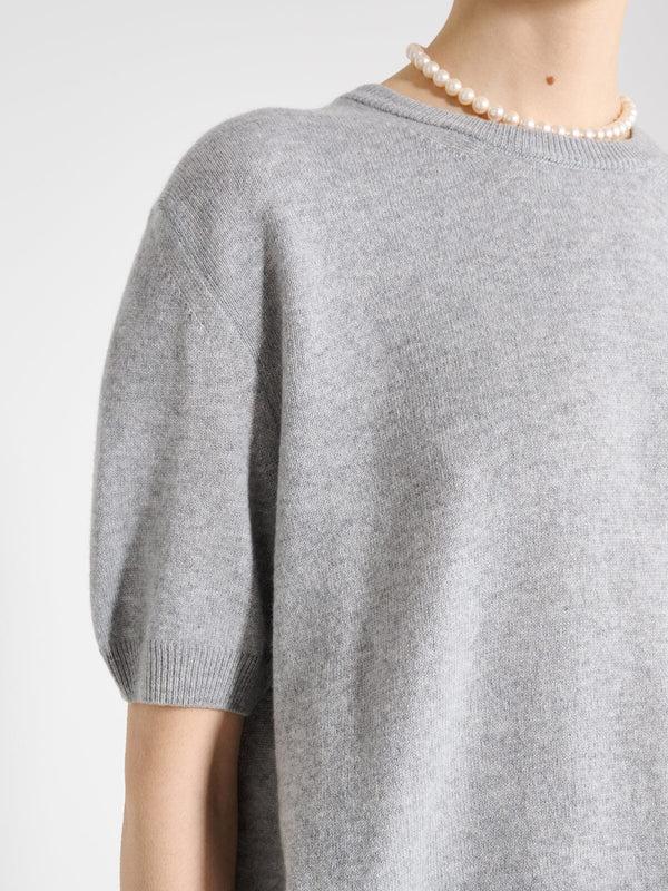 Nackiyé Pearl Cashmere Short Sleeved Crewneck Gris