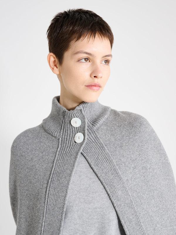 Nackiyé Roxalena Knit Cape Gris