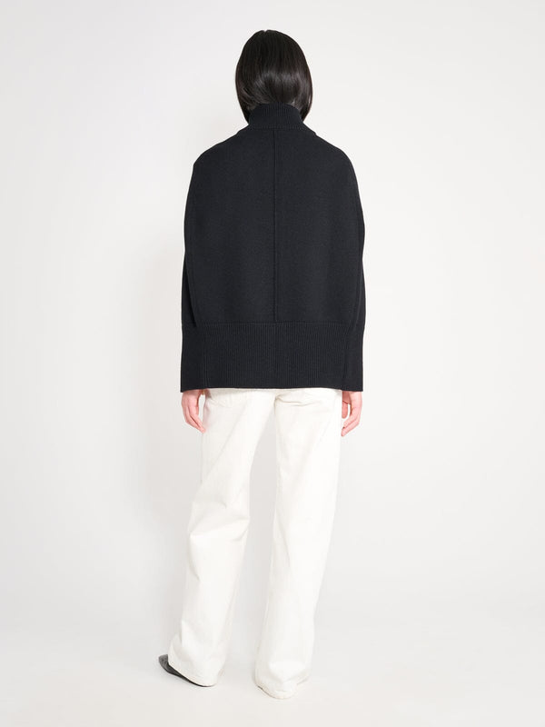 Nackiyé Roxalena Knit Cape Noir