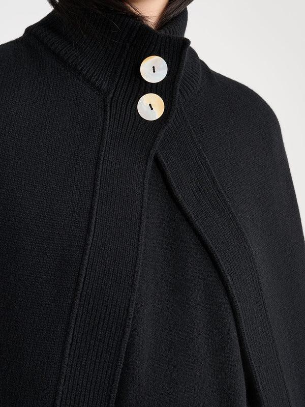 Nackiyé Roxalena Knit Cape Noir
