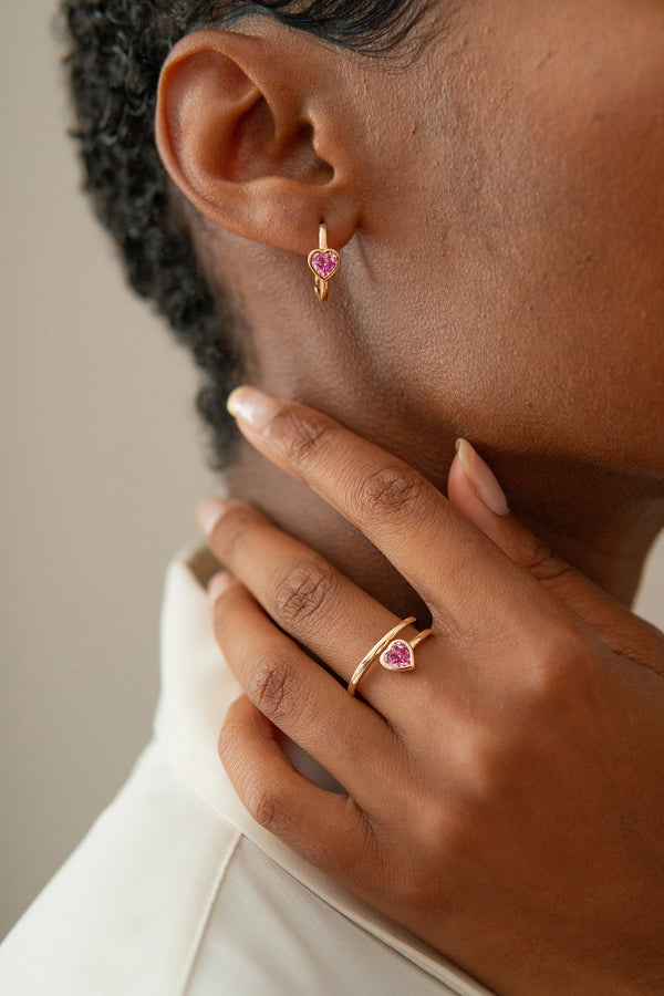 Nadine Aysoy Le Cercle Pink Sapphire Heart Shaped Petite Ring