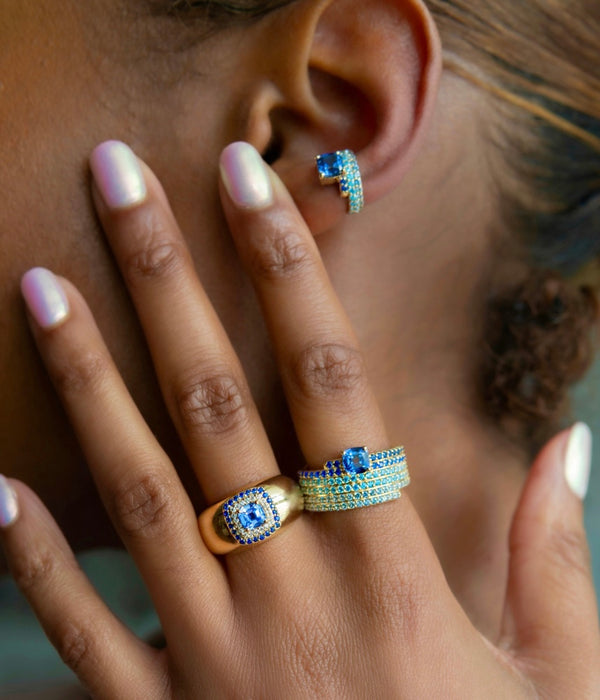 Nadine Aysoy Le Cercle Blue Sapphire Bombe Ring