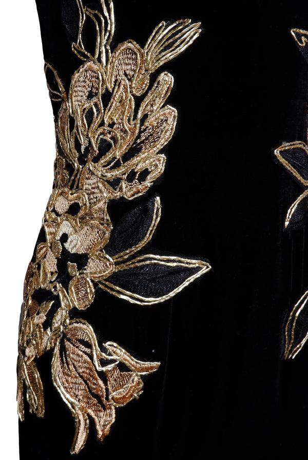 Naeem Khan HALTER FIT-AND-FLARE GOWN WITH FLORAL APPLIQUE